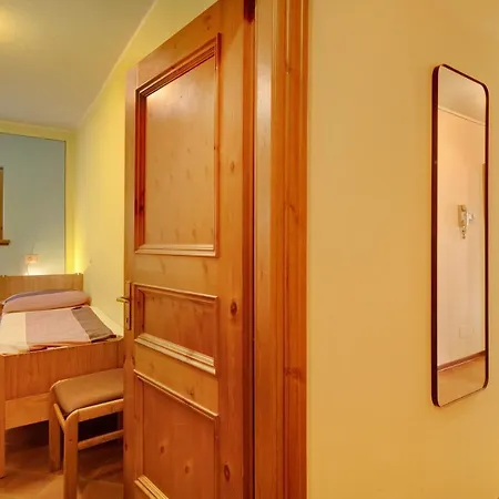 Meridiana 7 Apartment *
